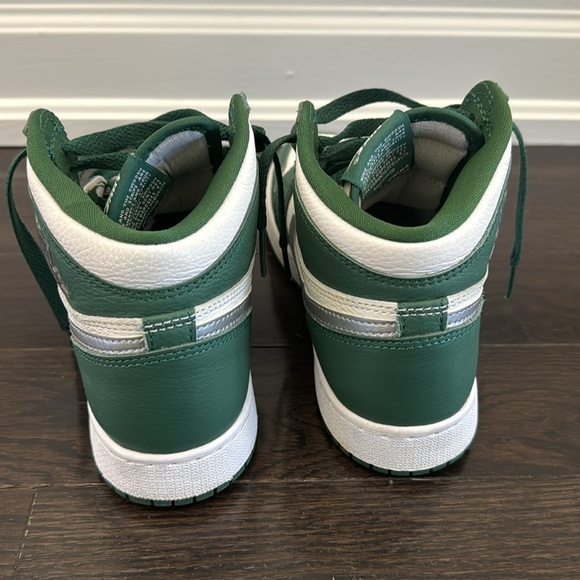 Nike Air Jordan’s!! 10/10 condition only worn a few times. - Picture 4 of 7